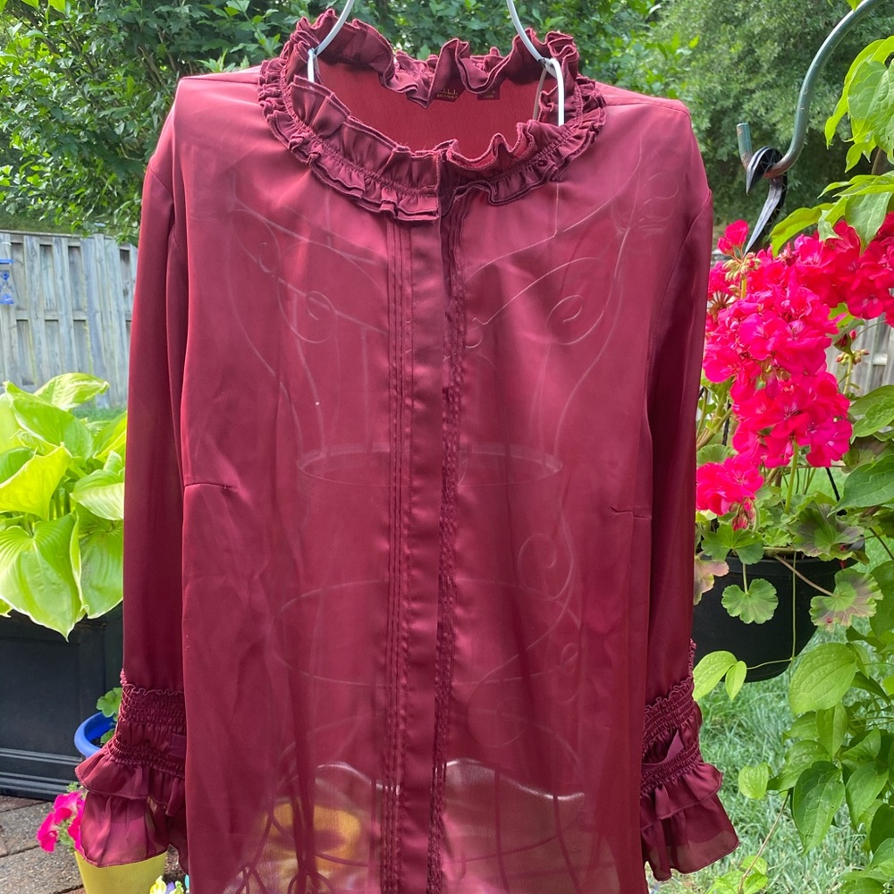 GILI Got It Love It XL Blouse with Ruffle Details